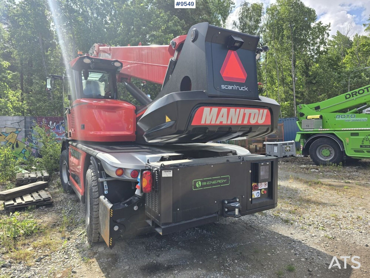 Manitou MRT 2570 Rotating Telescopic Handler - Telescopic handler: picture 3 Manitou MRT 2570 Rotating Telescopic Handler - Telescopic handler: picture 3