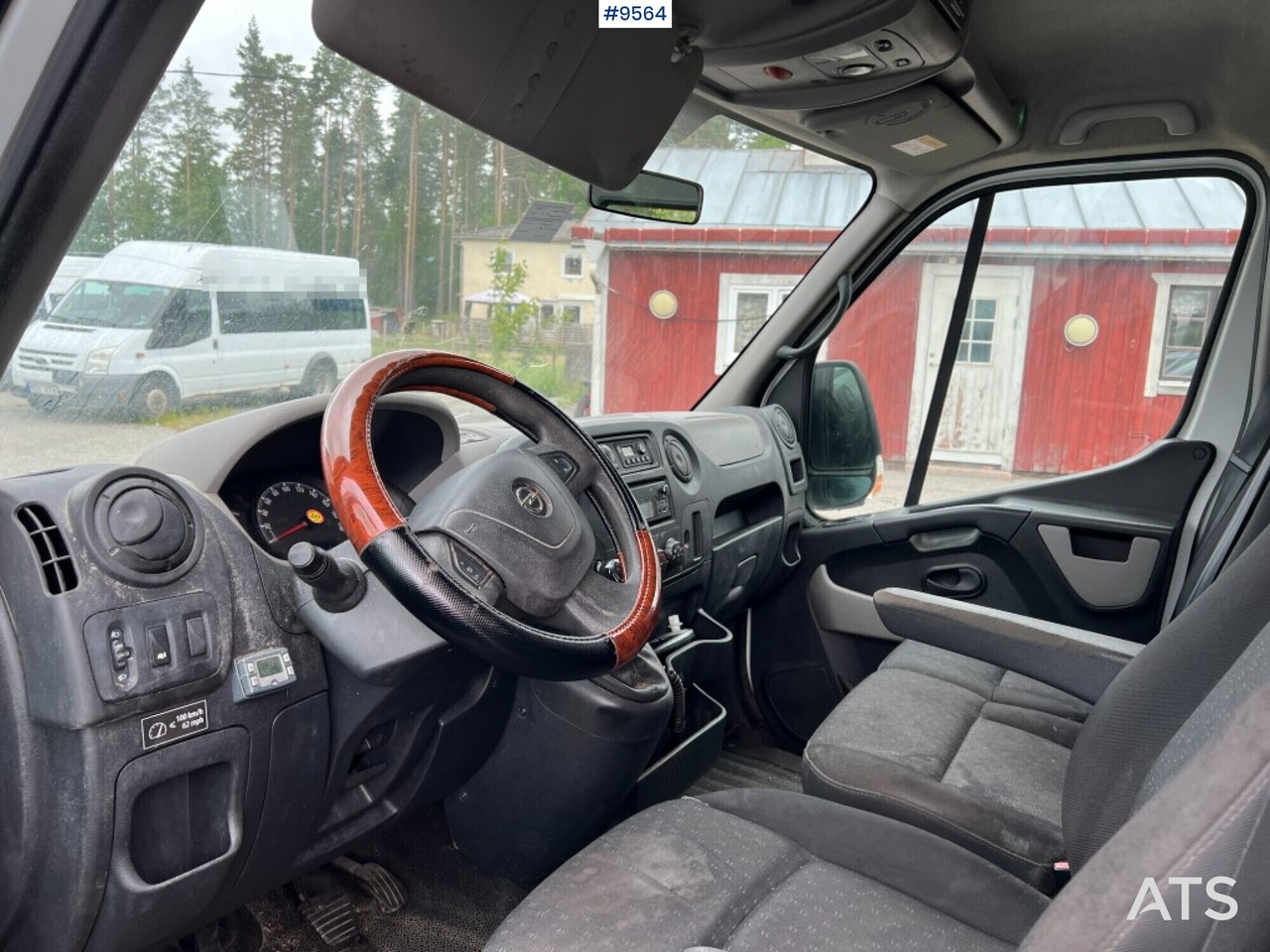 Leasing of Minibus - 16-seater bus - Opel Movano Minibus - 16-seater bus - Opel Movano: picture 6 Leasing of Minibus - 16-seater bus - Opel Movano Minibus - 16-seater bus - Opel Movano: picture 6