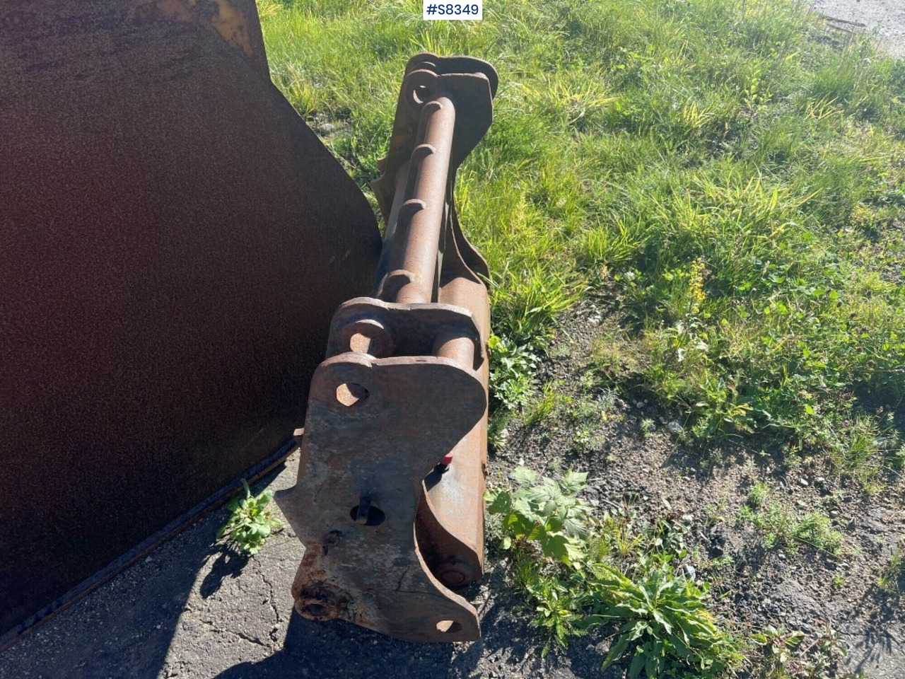 Quick attachment for wheel loader - Large BM - Construction equipment: picture 4 Quick attachment for wheel loader - Large BM - Construction equipment: picture 4