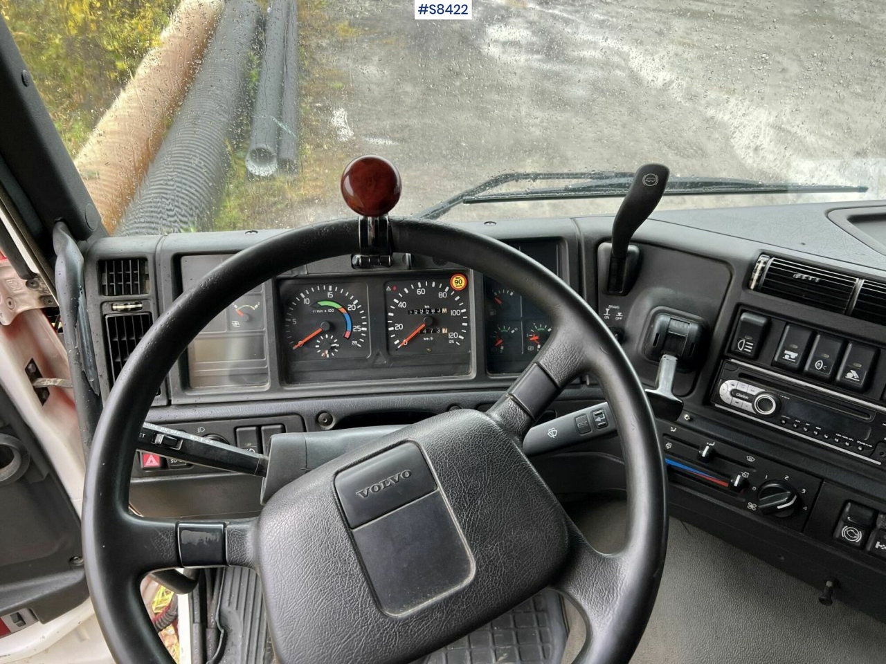 Tipper truck Volvo FM12 (SEE VIDEOS) - Tipper: picture 5 Tipper truck Volvo FM12 (SEE VIDEOS) - Tipper: picture 5