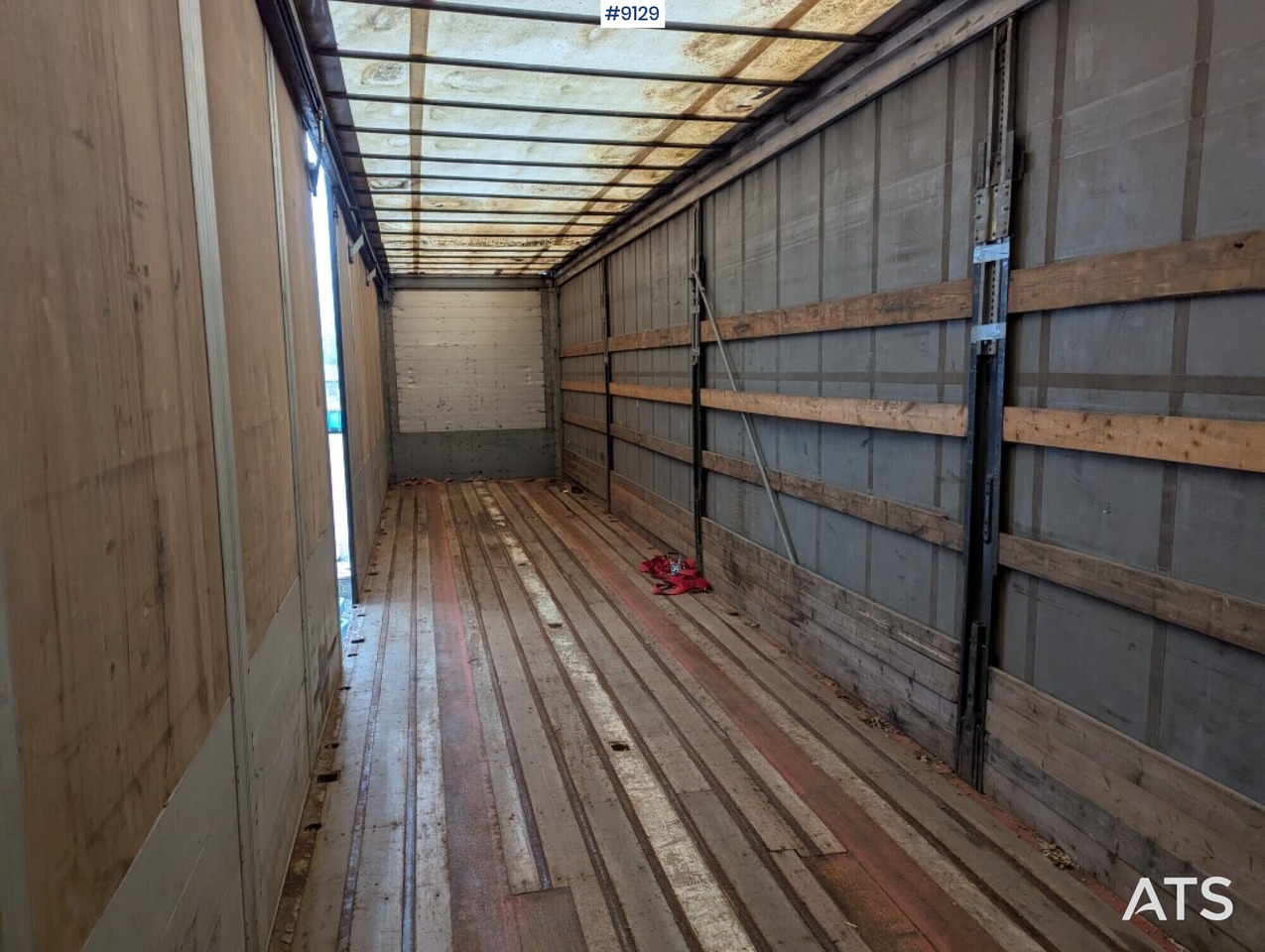 Trailer HRD S01 NTL-S - Closed box semi-trailer: picture 5 Trailer HRD S01 NTL-S - Closed box semi-trailer: picture 5
