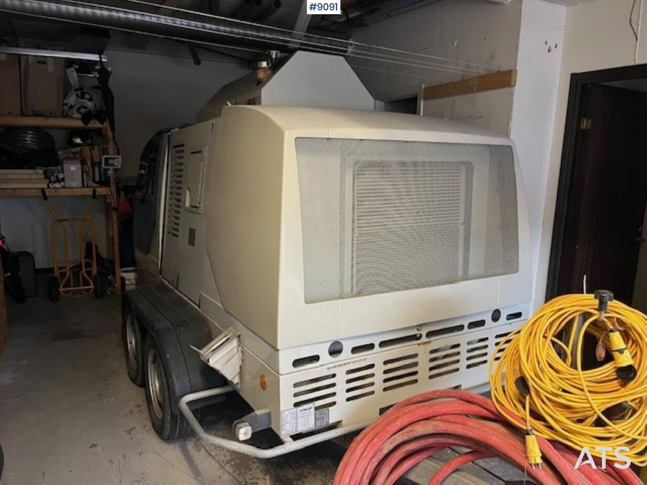 Ultrahigh-pressure cleaner unit - Dynajet UHP 220 2800/27T - Construction equipment: picture 2 Ultrahigh-pressure cleaner unit - Dynajet UHP 220 2800/27T - Construction equipment: picture 2