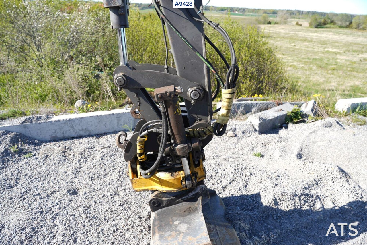 VOLVO EC 55 with tools (VIDEO) - Mini excavator: picture 4 VOLVO EC 55 with tools (VIDEO) - Mini excavator: picture 4