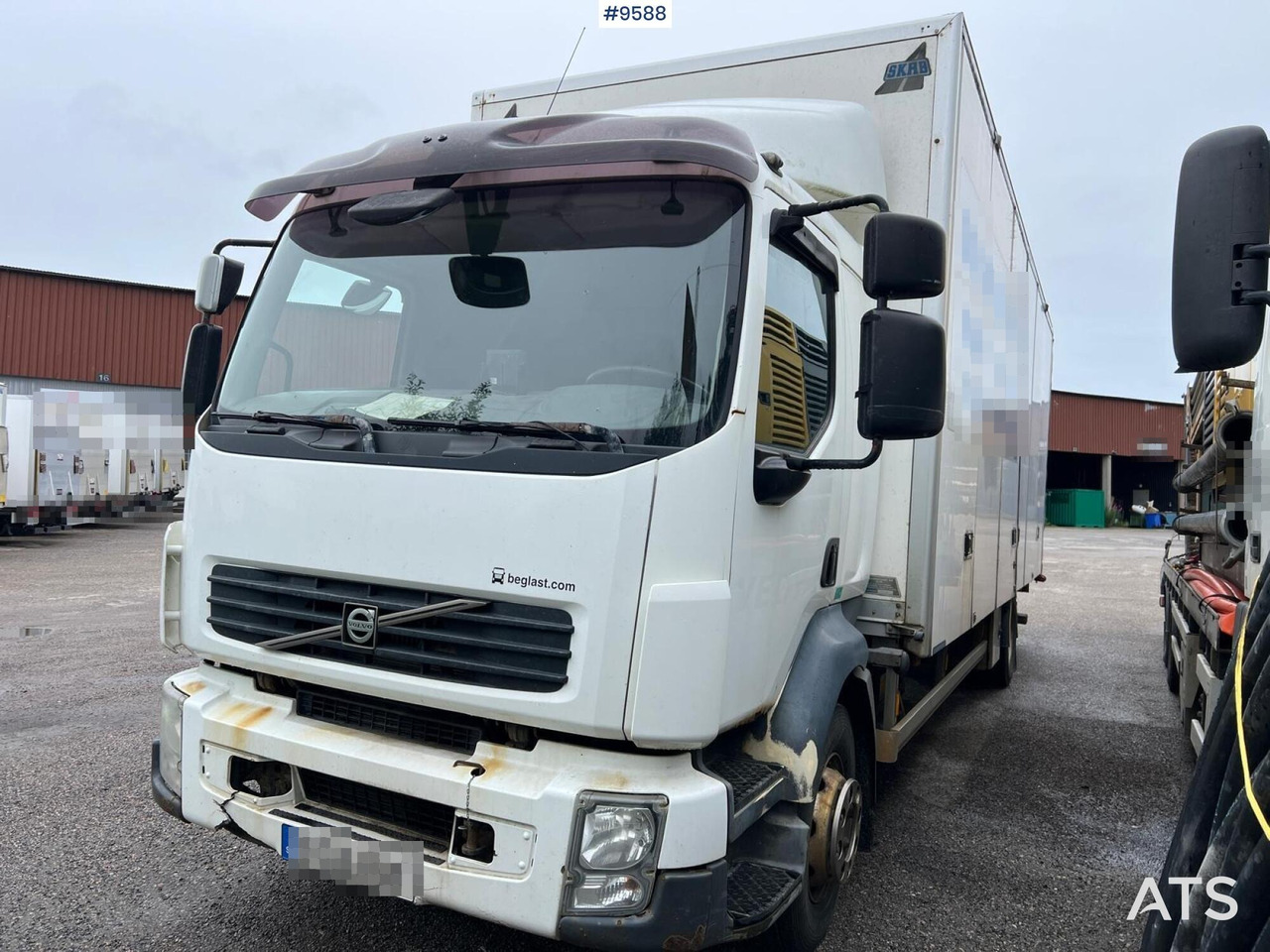 Volvo FL 280 4x2 Box Truck with loading ramps - Box truck: picture 2 Volvo FL 280 4x2 Box Truck with loading ramps - Box truck: picture 2