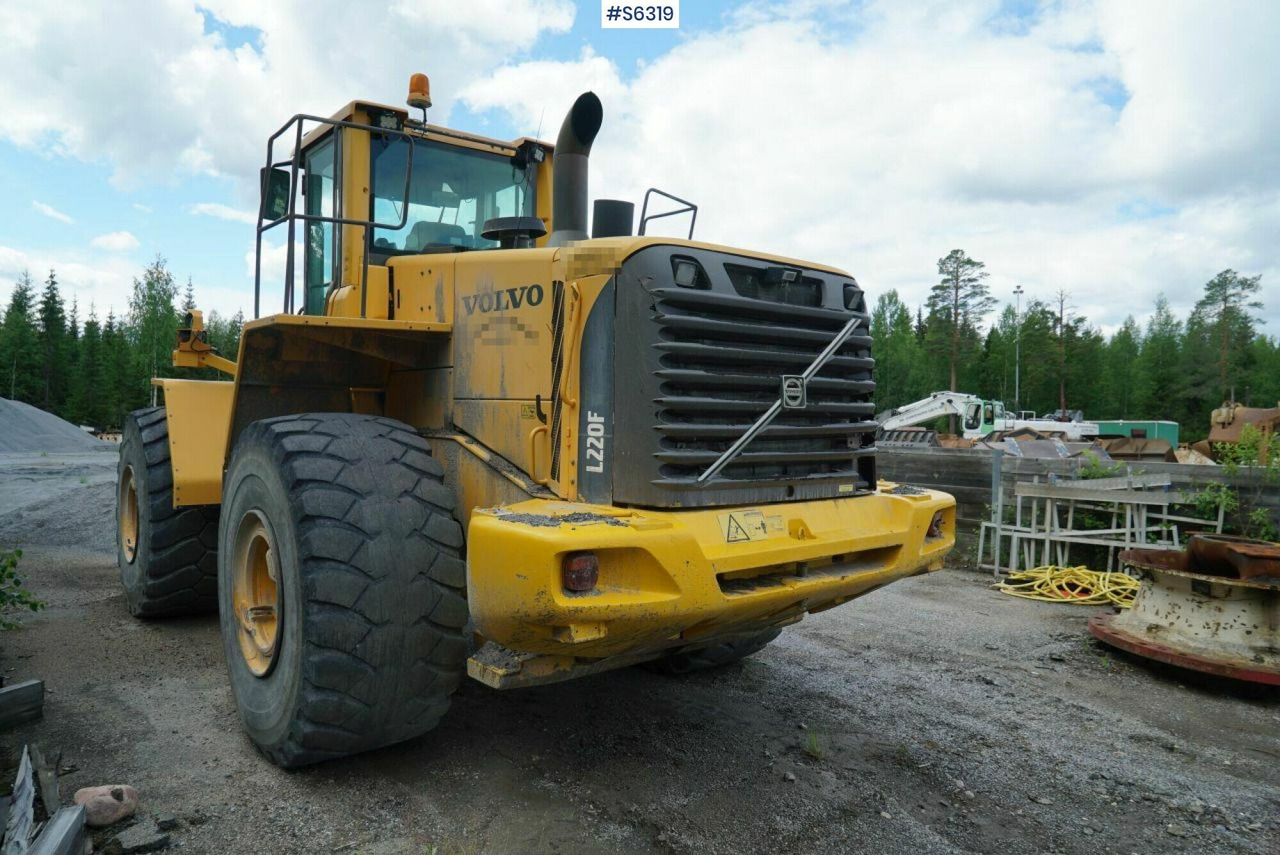 WHEEL LOADER VOLVO L220 F - Wheel loader: picture 2 WHEEL LOADER VOLVO L220 F - Wheel loader: picture 2