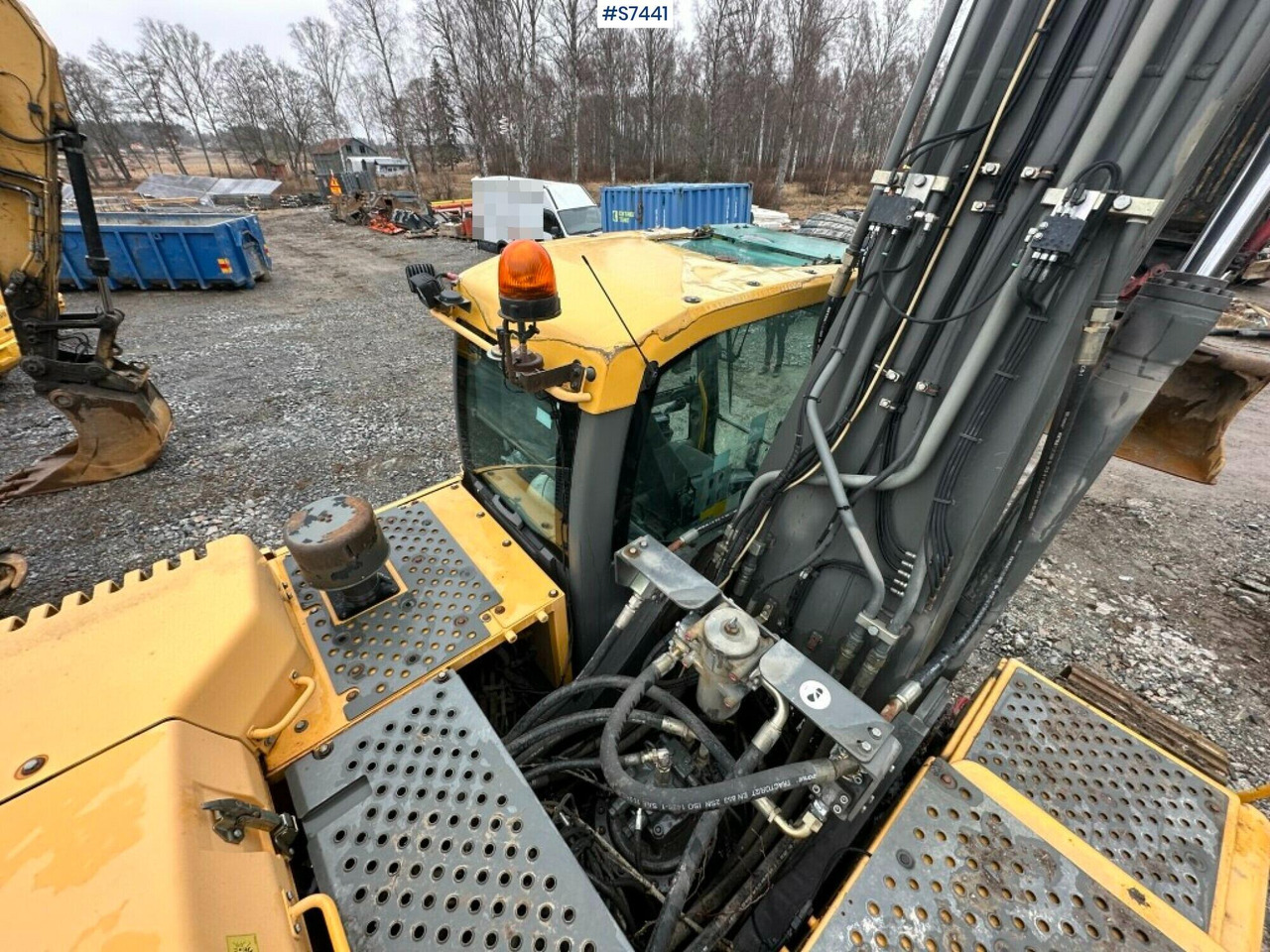 Wheeled excavator Volvo EC300 DL With rotor, digging system and buckets SEE VIDEO - Crawler excavator: picture 5 Wheeled excavator Volvo EC300 DL With rotor, digging system and buckets SEE VIDEO - Crawler excavator: picture 5