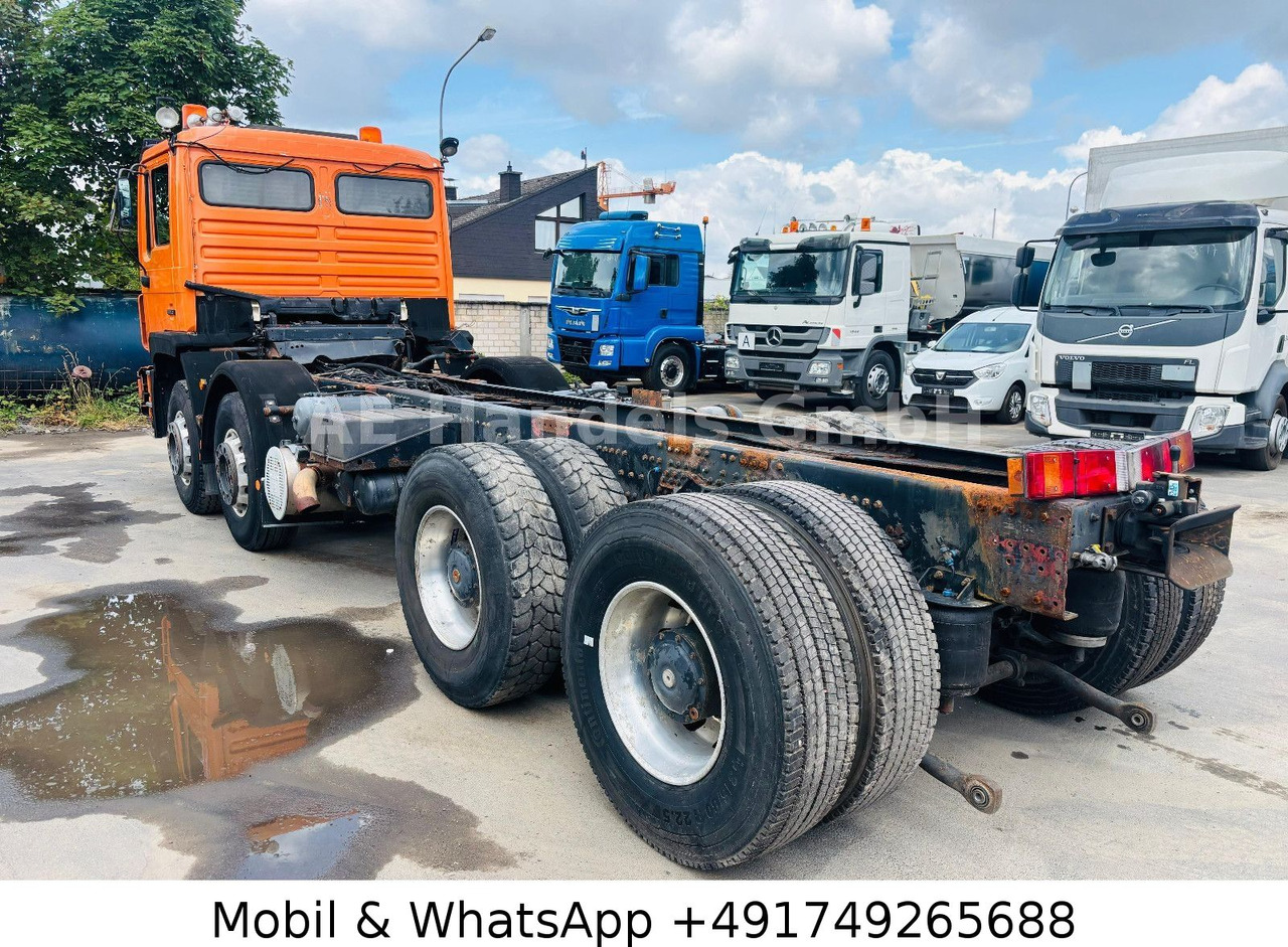 MAN E65 5-40 BL 8x4 *Retarder/Analog/AP/Tempomat/AHK - Cab chassis truck: picture 3 MAN E65 5-40 BL 8x4 *Retarder/Analog/AP/Tempomat/AHK - Cab chassis truck: picture 3
