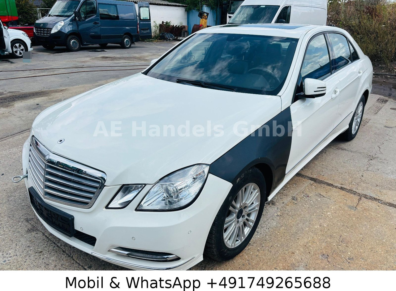 Mercedes-Benz E 200 CDI BlueEFFICIENCY ELEGANCE *PDC/Tempomat - Sedan: picture 1 Mercedes-Benz E 200 CDI BlueEFFICIENCY ELEGANCE *PDC/Tempomat - Sedan: picture 1