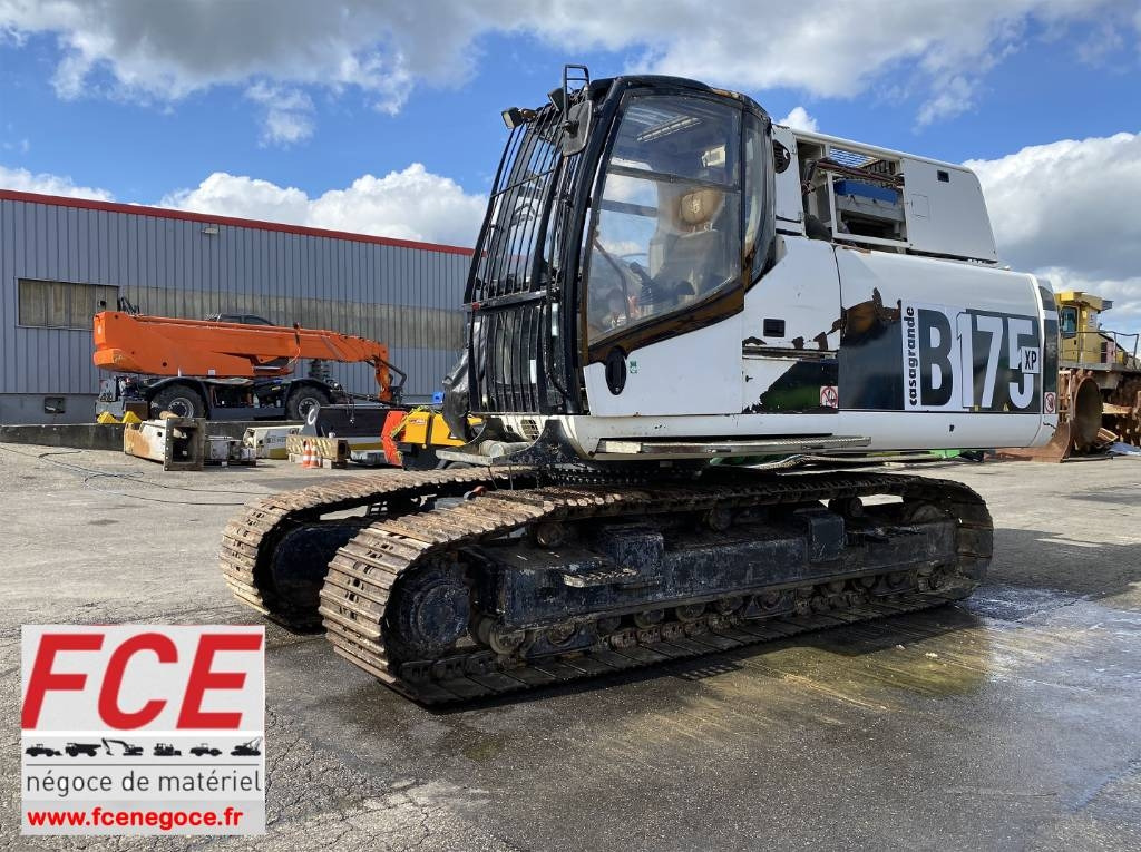 Casagrande B 175 XP 1er Main/Origine Française endommagée - Drilling rig: picture 1 Casagrande B 175 XP 1er Main/Origine Française endommagée - Drilling rig: picture 1