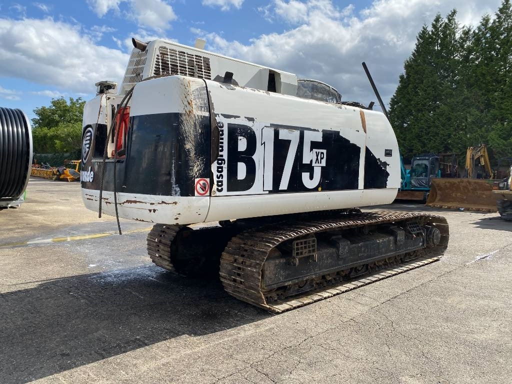 Drilling rig Casagrande B 175 XP 1er Main/Origine Française endommagée: picture 7 Drilling rig Casagrande B 175 XP 1er Main/Origine Française endommagée: picture 7