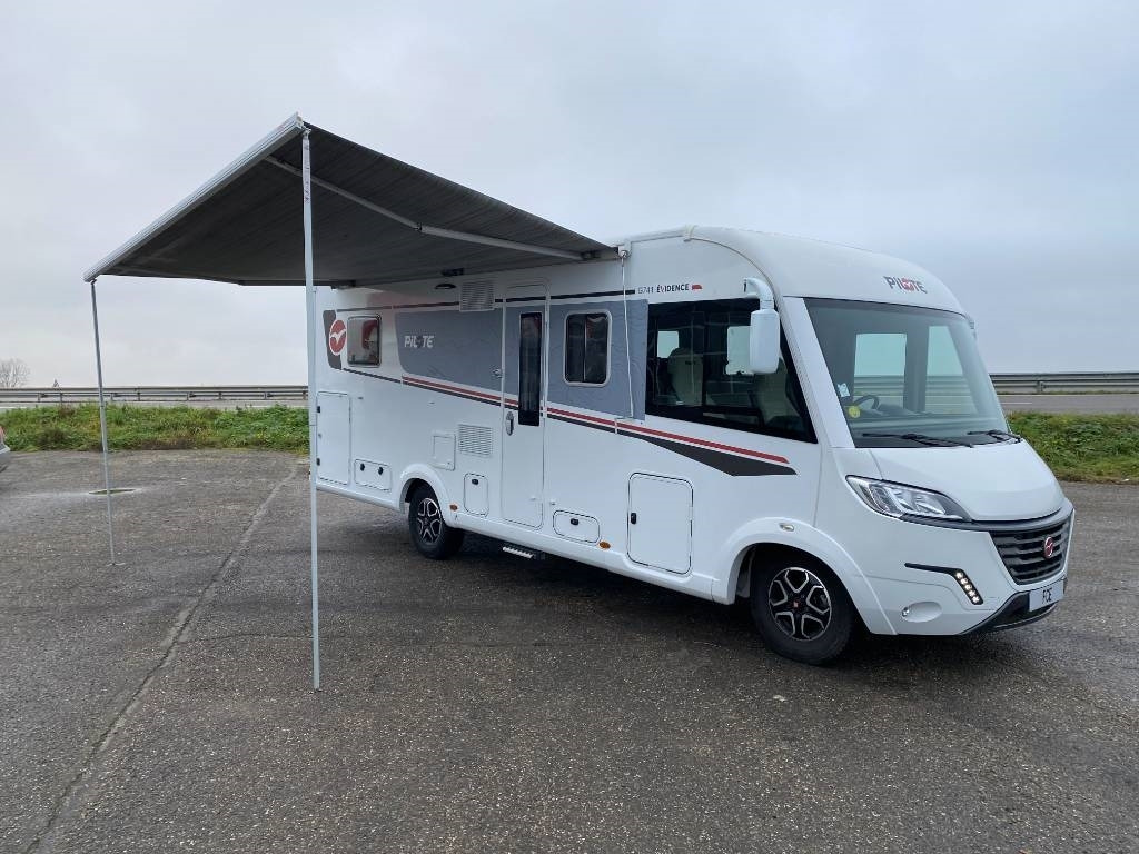 Fiat DUCATO MAXI 160 Multijet 2,2D/PILOTE G741endommagé - Integrated motorhome: picture 4 Fiat DUCATO MAXI 160 Multijet 2,2D/PILOTE G741endommagé - Integrated motorhome: picture 4