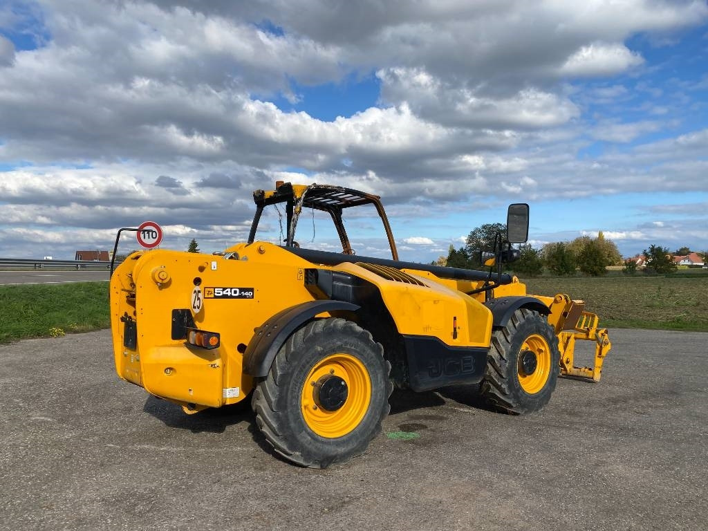 JCB 540-140 -1er Main endommagé - Telescopic handler: picture 4 JCB 540-140 -1er Main endommagé - Telescopic handler: picture 4