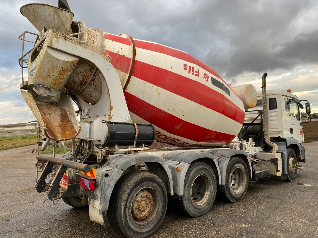 MAN TGA 33.400 /Tridem 8x4 Stetter - Concrete mixer truck: picture 4 MAN TGA 33.400 /Tridem 8x4 Stetter - Concrete mixer truck: picture 4