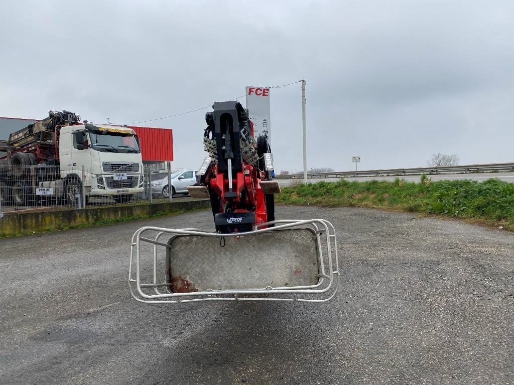 Platform Basket SPIDER 30T /1er Main-Origine Française endommagée - Telescopic boom: picture 3 Platform Basket SPIDER 30T /1er Main-Origine Française endommagée - Telescopic boom: picture 3