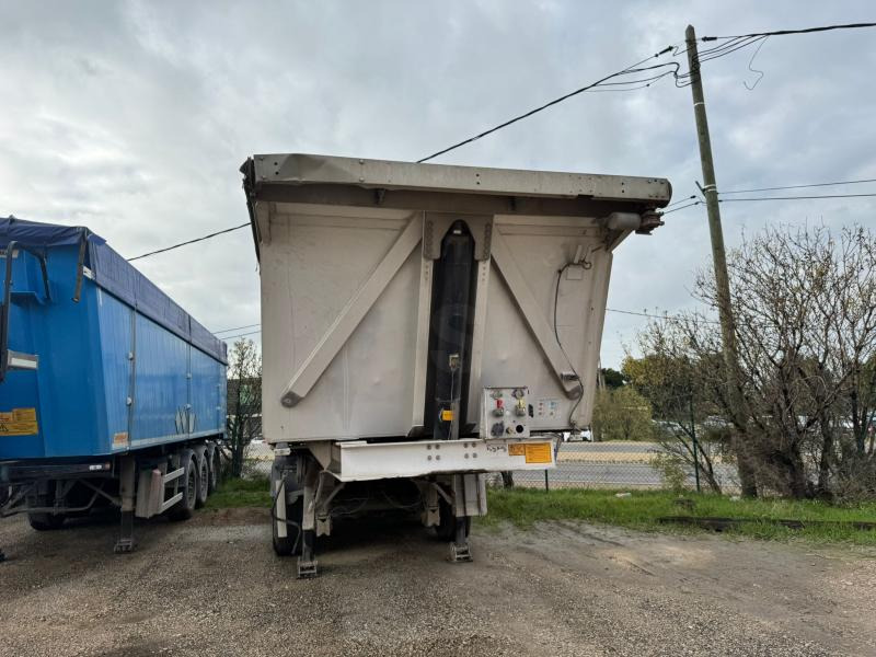 Benalu - Tipper semi-trailer: picture 2 Benalu - Tipper semi-trailer: picture 2