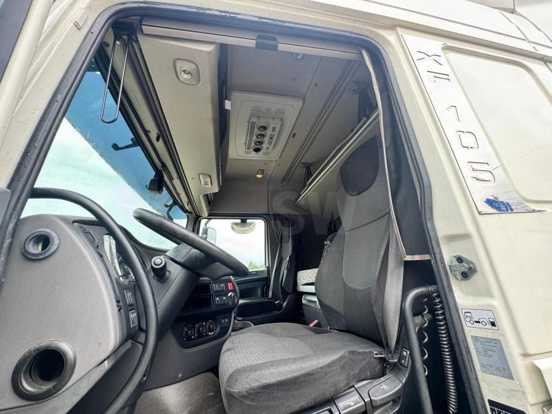 Tractor unit DAF XF 530: picture 8