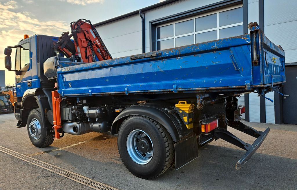 Tipper, Crane truck Iveco Trakker 190T33 4x4 Euro5 Kran Atlas 120.2E Funk: picture 7