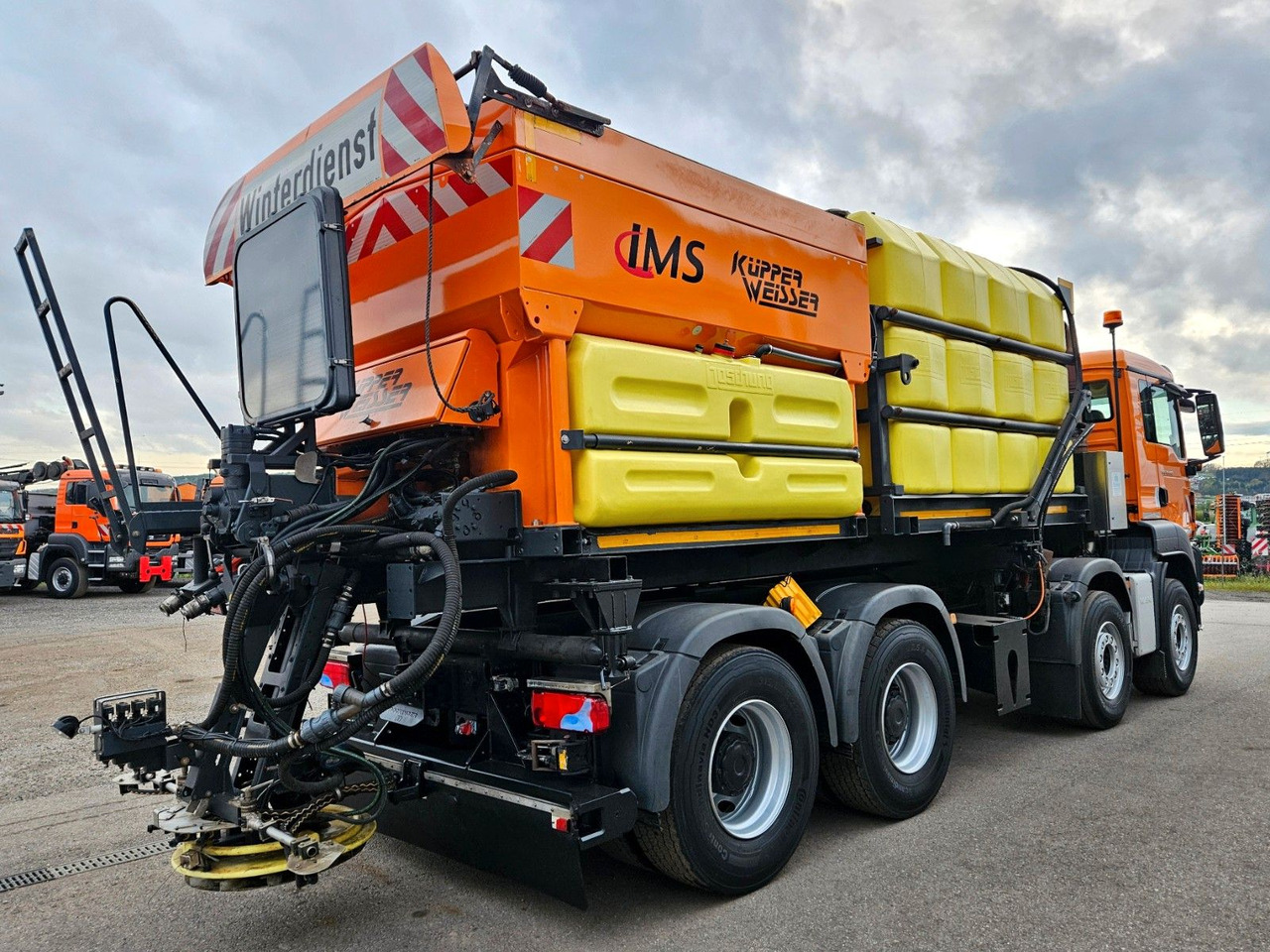 MAN TGS 35.440 8x4 BL Euro6 Winterdienst Streuer - Tipper: picture 5 MAN TGS 35.440 8x4 BL Euro6 Winterdienst Streuer - Tipper: picture 5