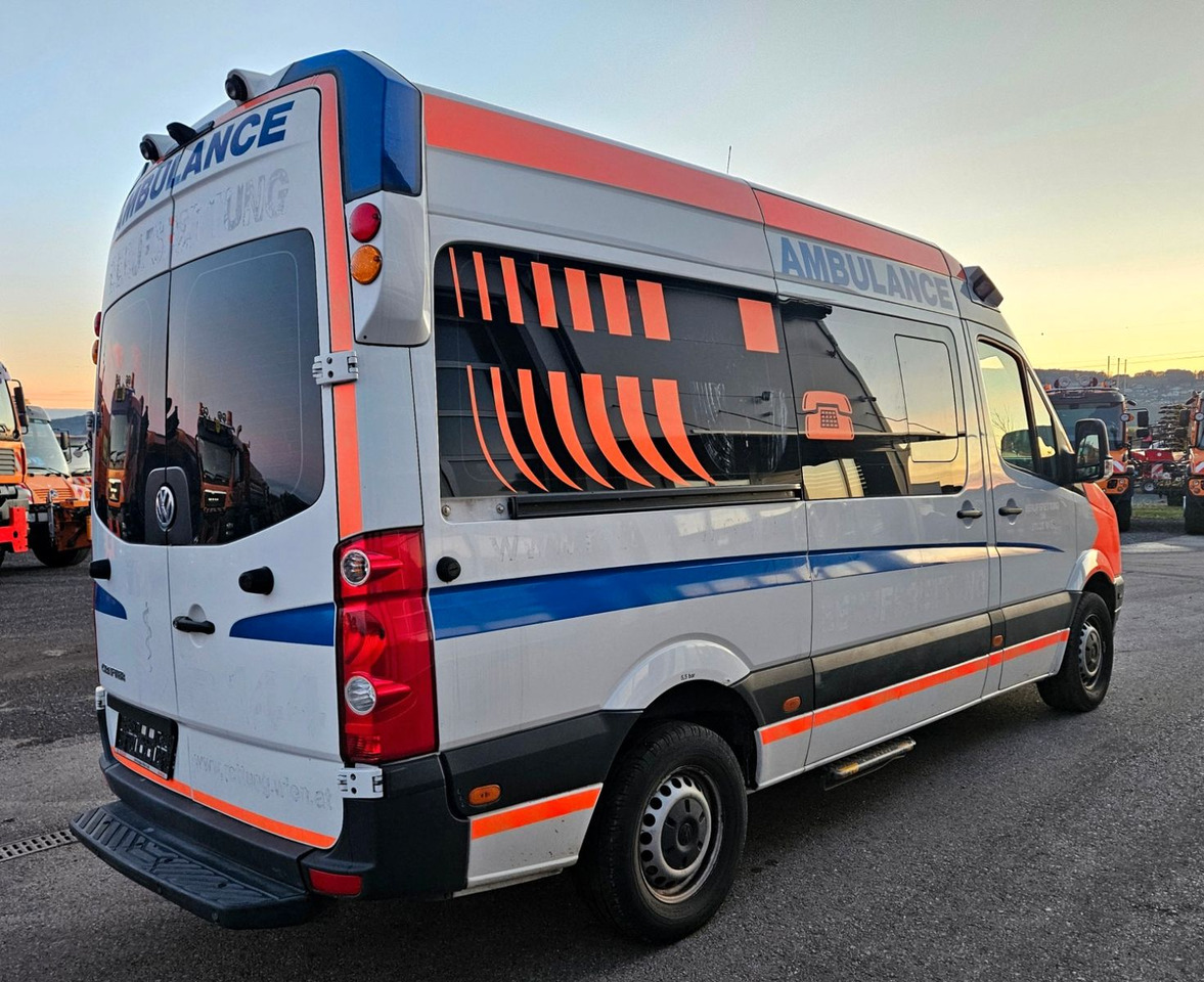 Volkswagen CRAFTER TDI Ambulance RTW L2H2 DLOUHY - Ambulance: picture 4 Volkswagen CRAFTER TDI Ambulance RTW L2H2 DLOUHY - Ambulance: picture 4