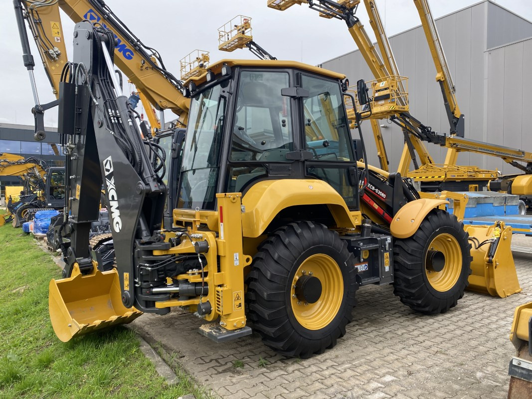 XCMG XC8-S3580 - Backhoe loader: picture 2 XCMG XC8-S3580 - Backhoe loader: picture 2