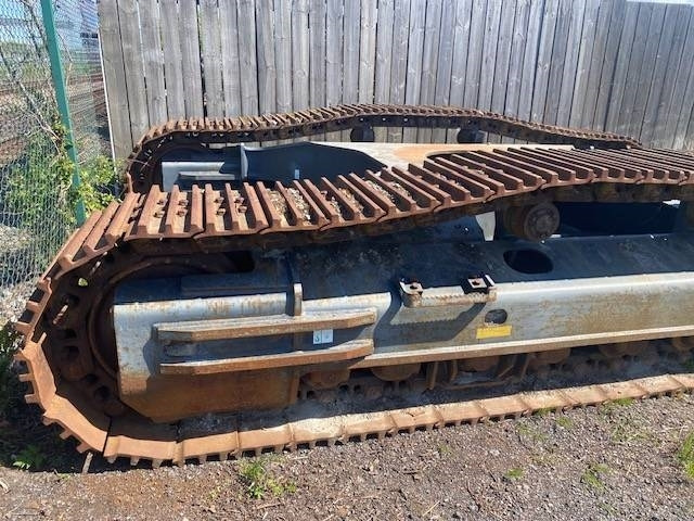 Doosan DX 420 LC-3 Complete unused u/c - Track for Construction machinery: picture 3 Doosan DX 420 LC-3 Complete unused u/c - Track for Construction machinery: picture 3