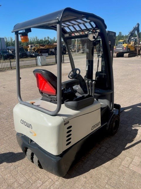 Crown SC5340-1.8 - Forklift: picture 3 Crown SC5340-1.8 - Forklift: picture 3