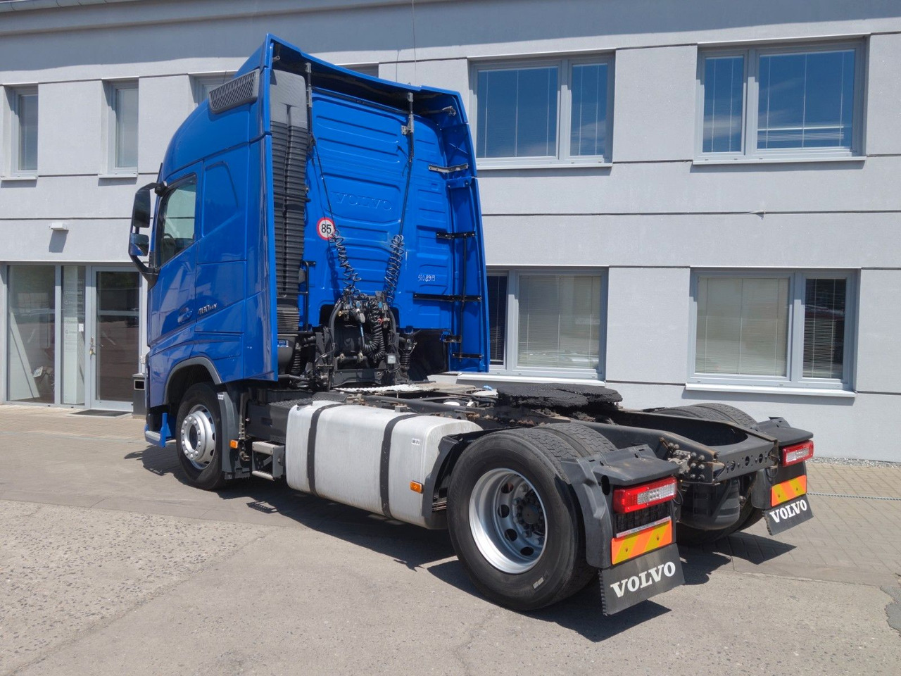 Volvo FH 460 EEV, Standard - Tractor unit: picture 4 Volvo FH 460 EEV, Standard - Tractor unit: picture 4