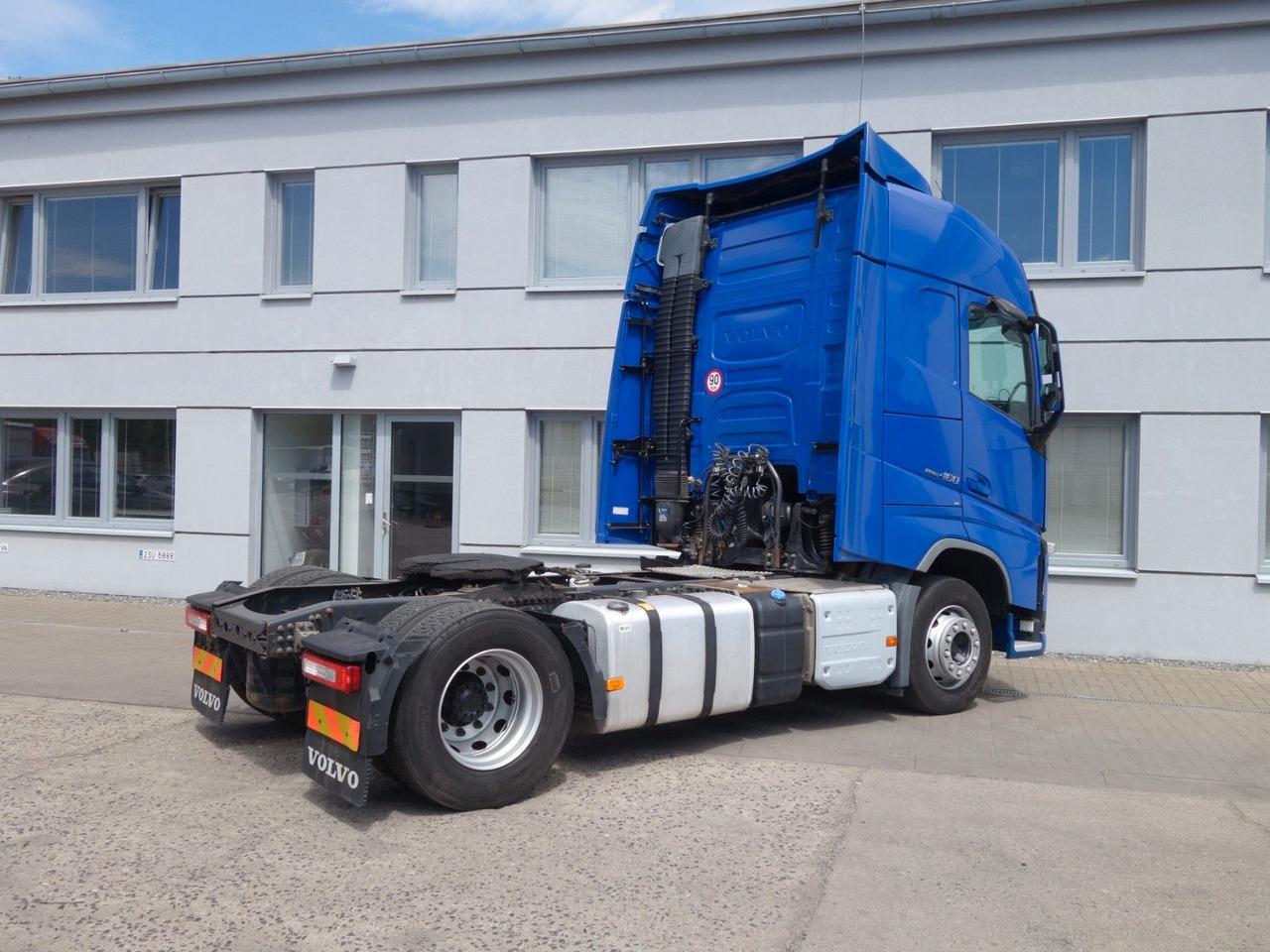 Volvo FH 460, Standard - Tractor unit: picture 5 Volvo FH 460, Standard - Tractor unit: picture 5