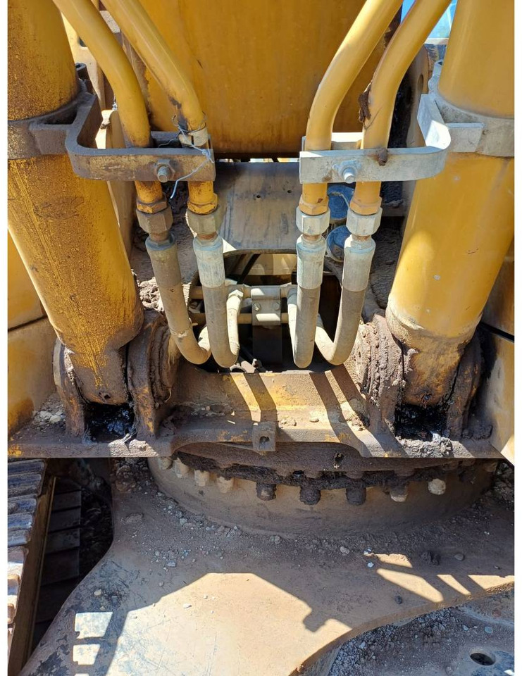Crawler excavator CAT 318C: picture 10