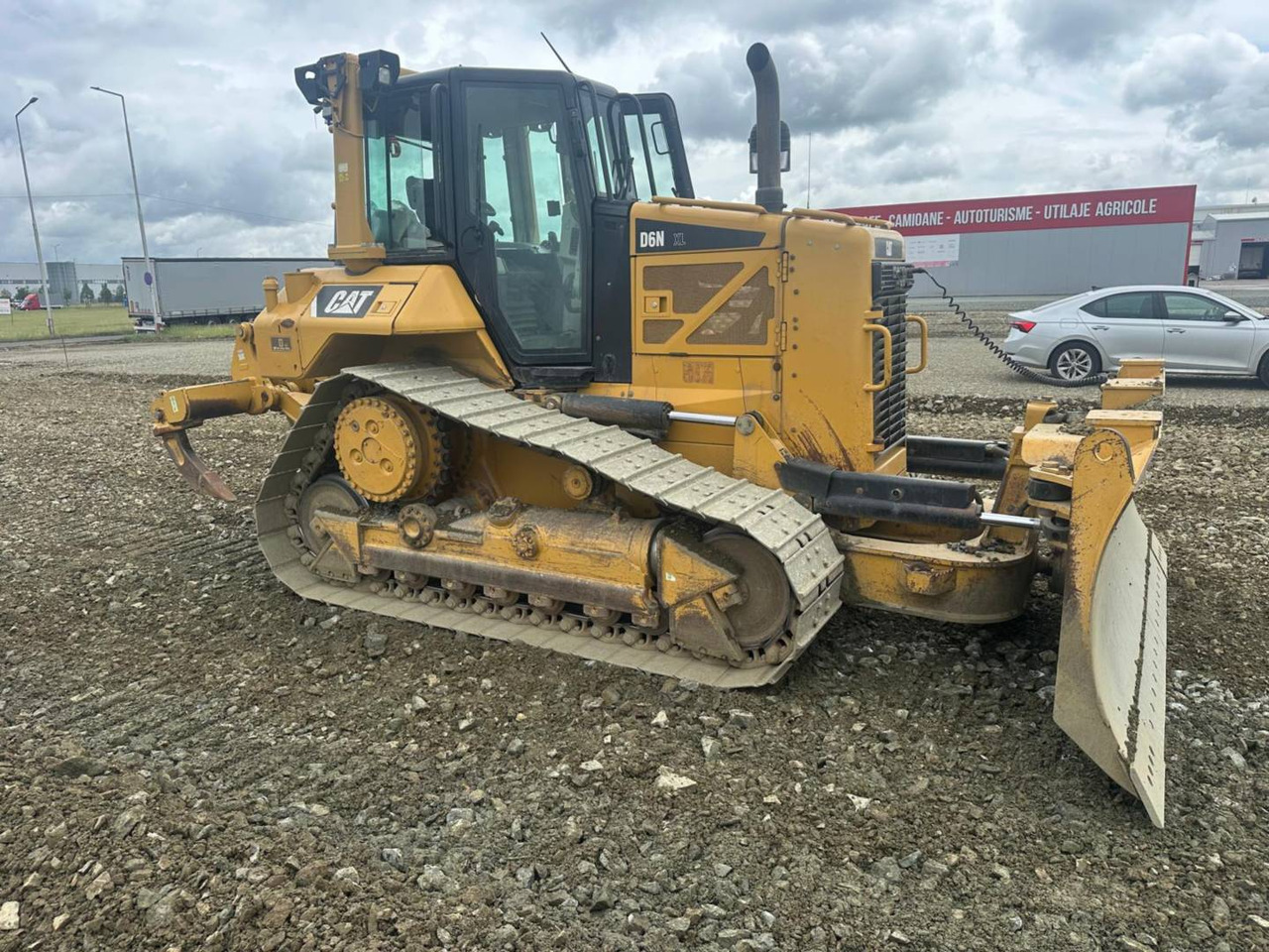 CAT D6NXL - Bulldozer: picture 2 CAT D6NXL - Bulldozer: picture 2