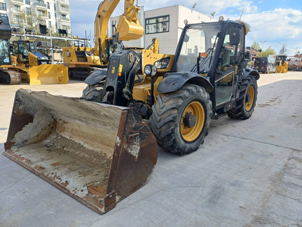 CAT TH407C - Telescopic handler: picture 1 CAT TH407C - Telescopic handler: picture 1