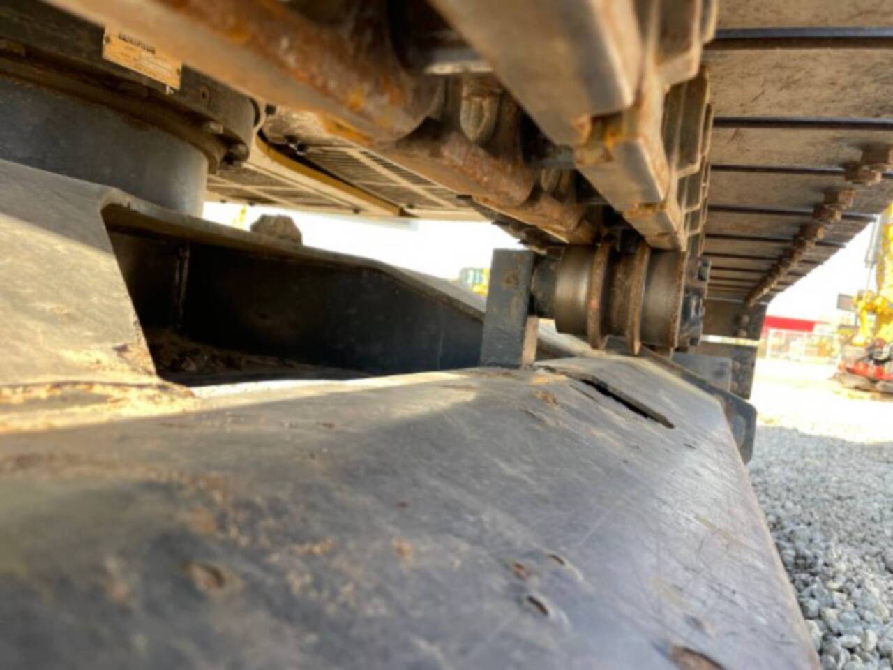 Crawler excavator CAT 308E2CR: picture 17