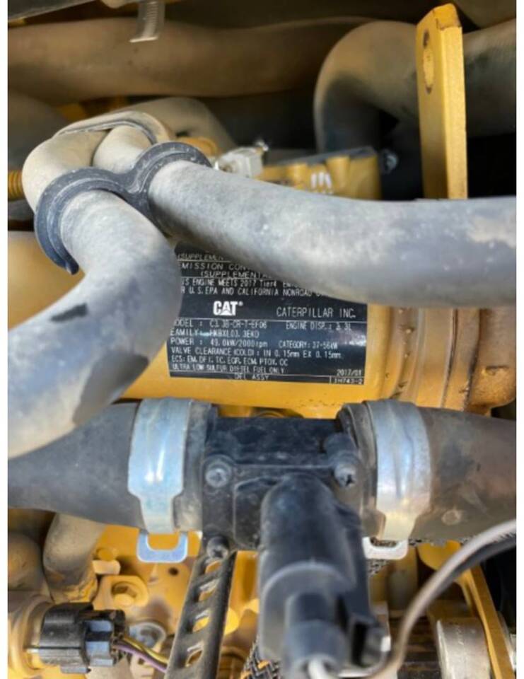 Crawler excavator CAT 308E2CR: picture 21