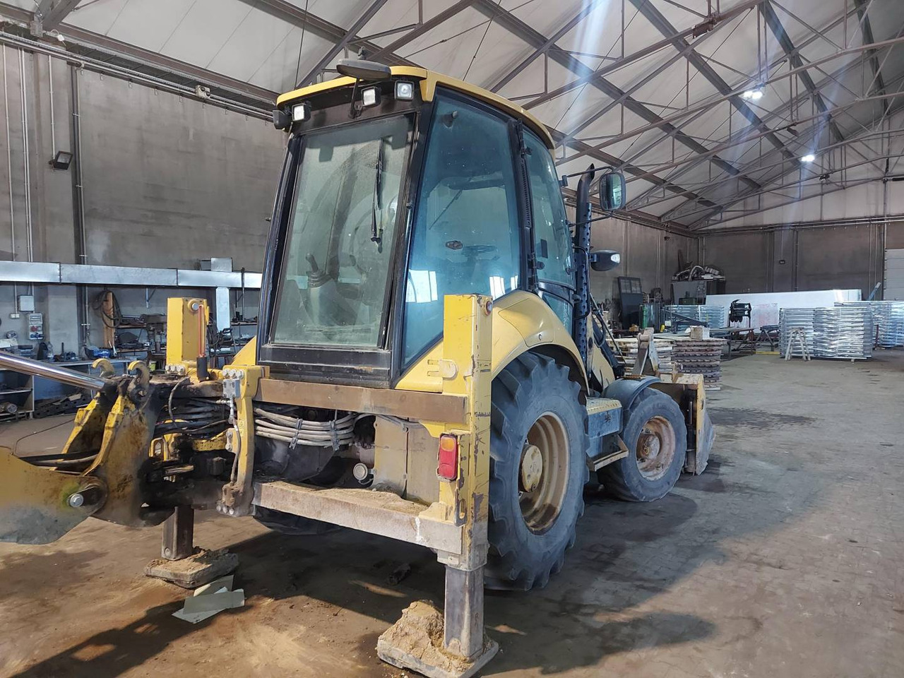 CAT 432F - Backhoe loader: picture 3 CAT 432F - Backhoe loader: picture 3