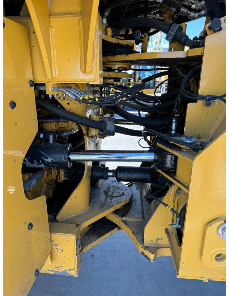 Wheel loader CAT 962M: picture 25 Wheel loader CAT 962M: picture 25