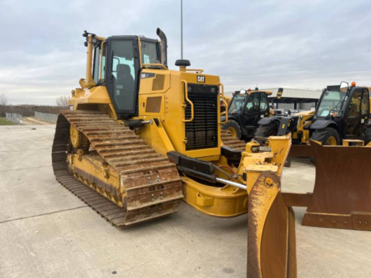 CAT D6NLGP - Bulldozer: picture 2 CAT D6NLGP - Bulldozer: picture 2