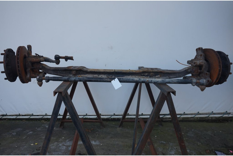 MAN V9-82L-23 - Front axle for Truck: picture 1 MAN V9-82L-23 - Front axle for Truck: picture 1
