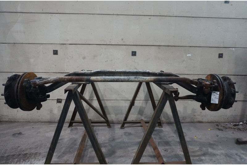MAN VOK-07-32 - Front axle for Truck: picture 1 MAN VOK-07-32 - Front axle for Truck: picture 1