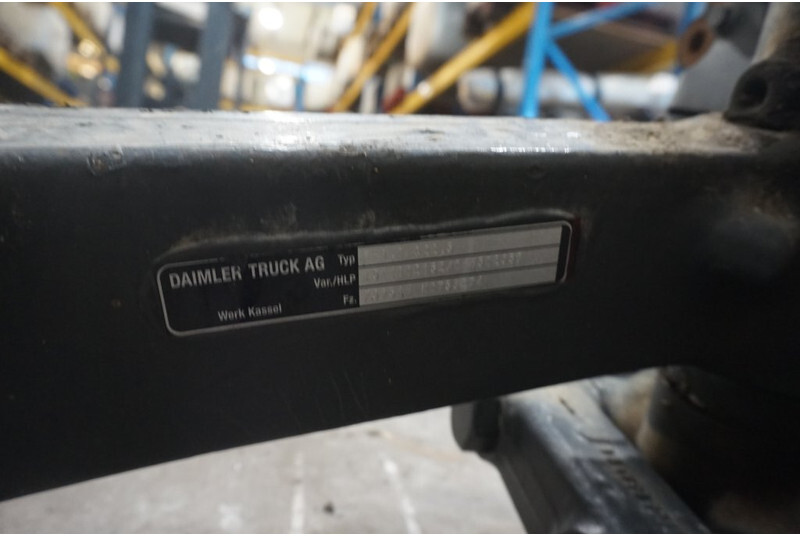 Mercedes-Benz F-8/C22.5/8X4 - Front axle for Truck: picture 3 Mercedes-Benz F-8/C22.5/8X4 - Front axle for Truck: picture 3