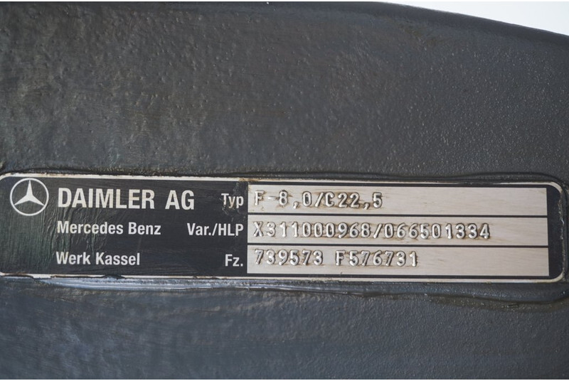 Mercedes-Benz F-8A/C22.5 - Front axle for Truck: picture 2 Mercedes-Benz F-8A/C22.5 - Front axle for Truck: picture 2