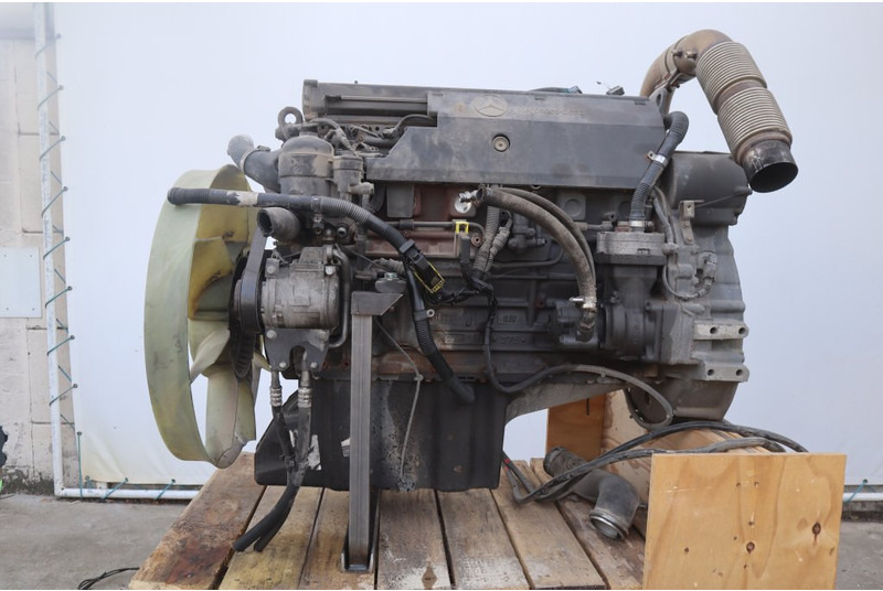 Mercedes-Benz OM926LA EURO4 330PS 92691900744590 - Engine for Truck: picture 3 Mercedes-Benz OM926LA EURO4 330PS 92691900744590 - Engine for Truck: picture 3