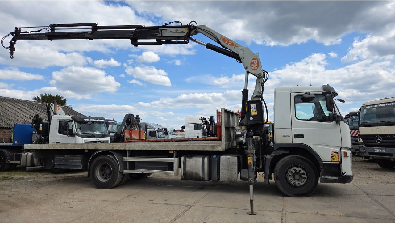 VOLVO FM 330 FLATBED 4X2 PM 17 LC 17 TON - Other machinery: picture 3 VOLVO FM 330 FLATBED 4X2 PM 17 LC 17 TON - Other machinery: picture 3
