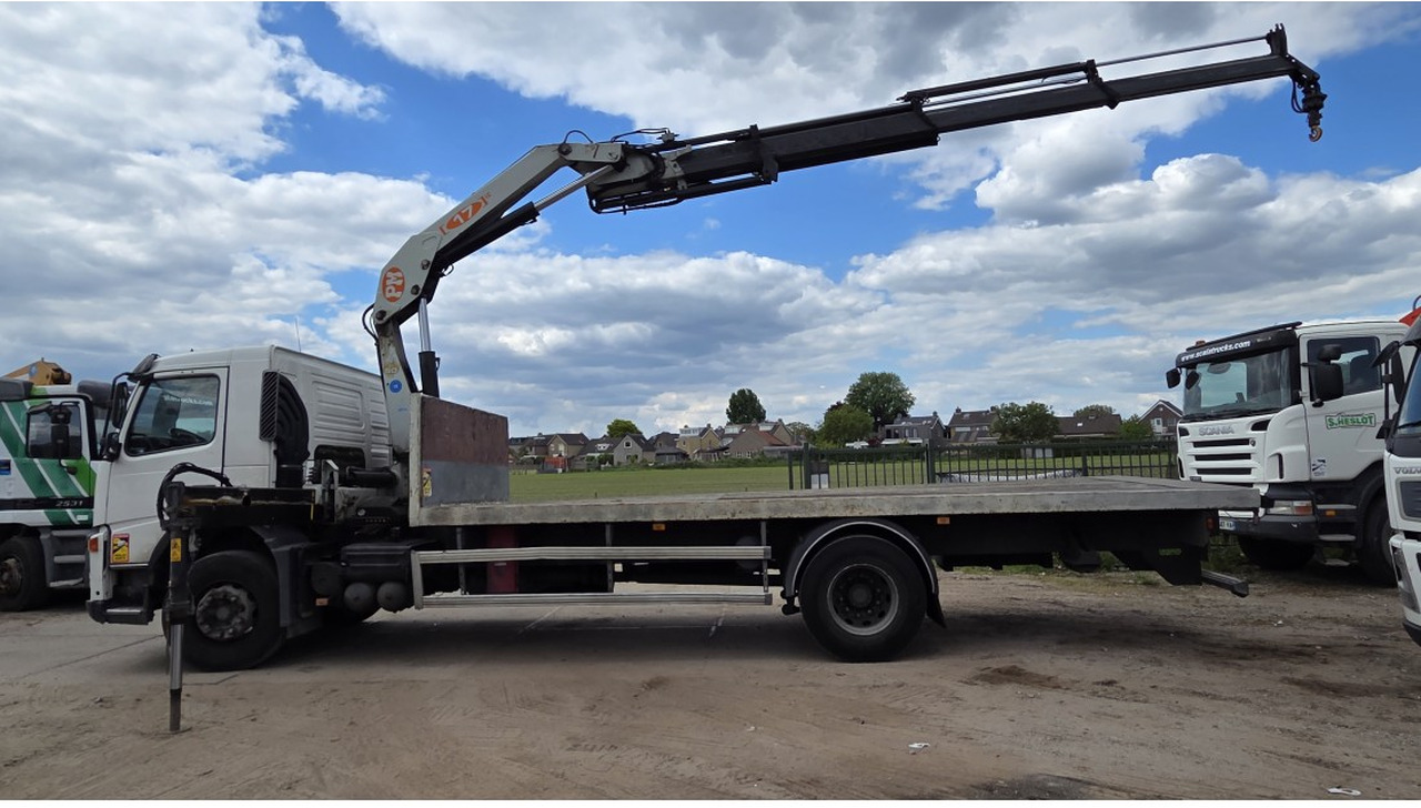 VOLVO FM 330 FLATBED 4X2 PM 17 LC 17 TON - Other machinery: picture 2 VOLVO FM 330 FLATBED 4X2 PM 17 LC 17 TON - Other machinery: picture 2