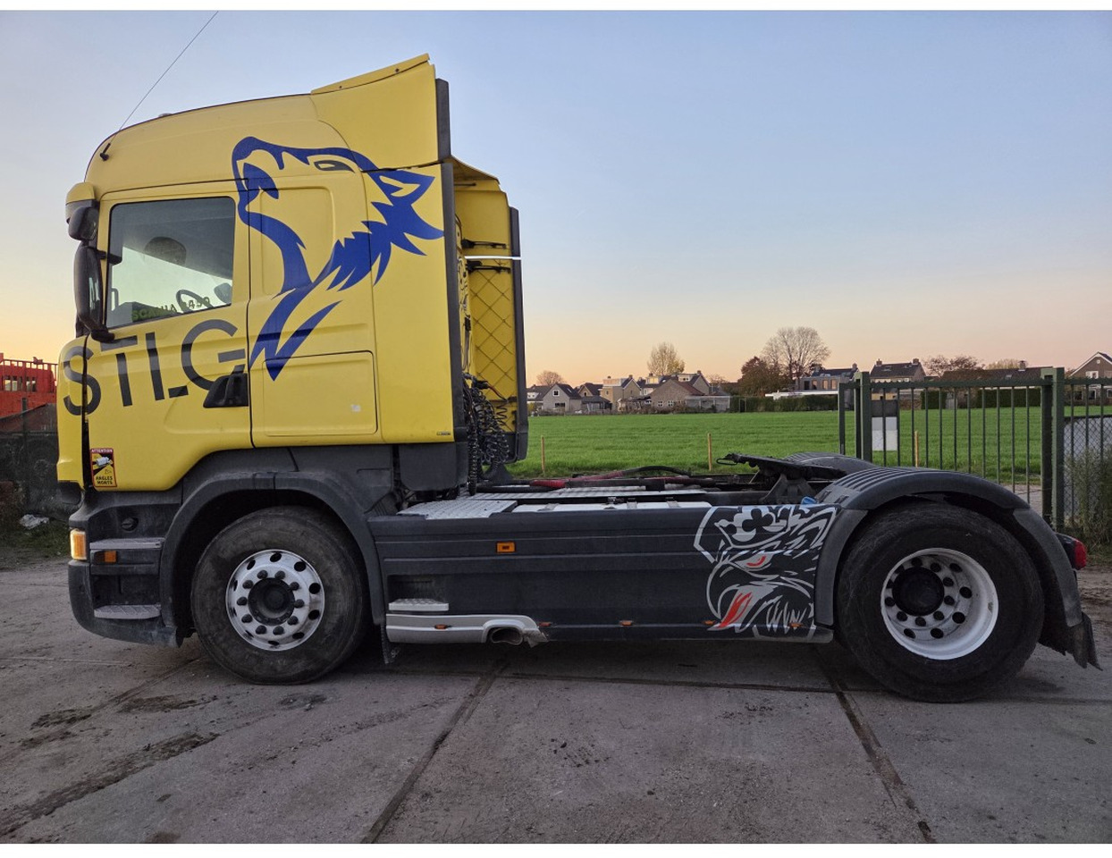 SCANIA R450 TRACTOR UNIT RETARDER STATIONARY AIR CONDITIONING HYDRAULIC Highline CR19 - Tractor unit: picture 5 SCANIA R450 TRACTOR UNIT RETARDER STATIONARY AIR CONDITIONING HYDRAULIC Highline CR19 - Tractor unit: picture 5