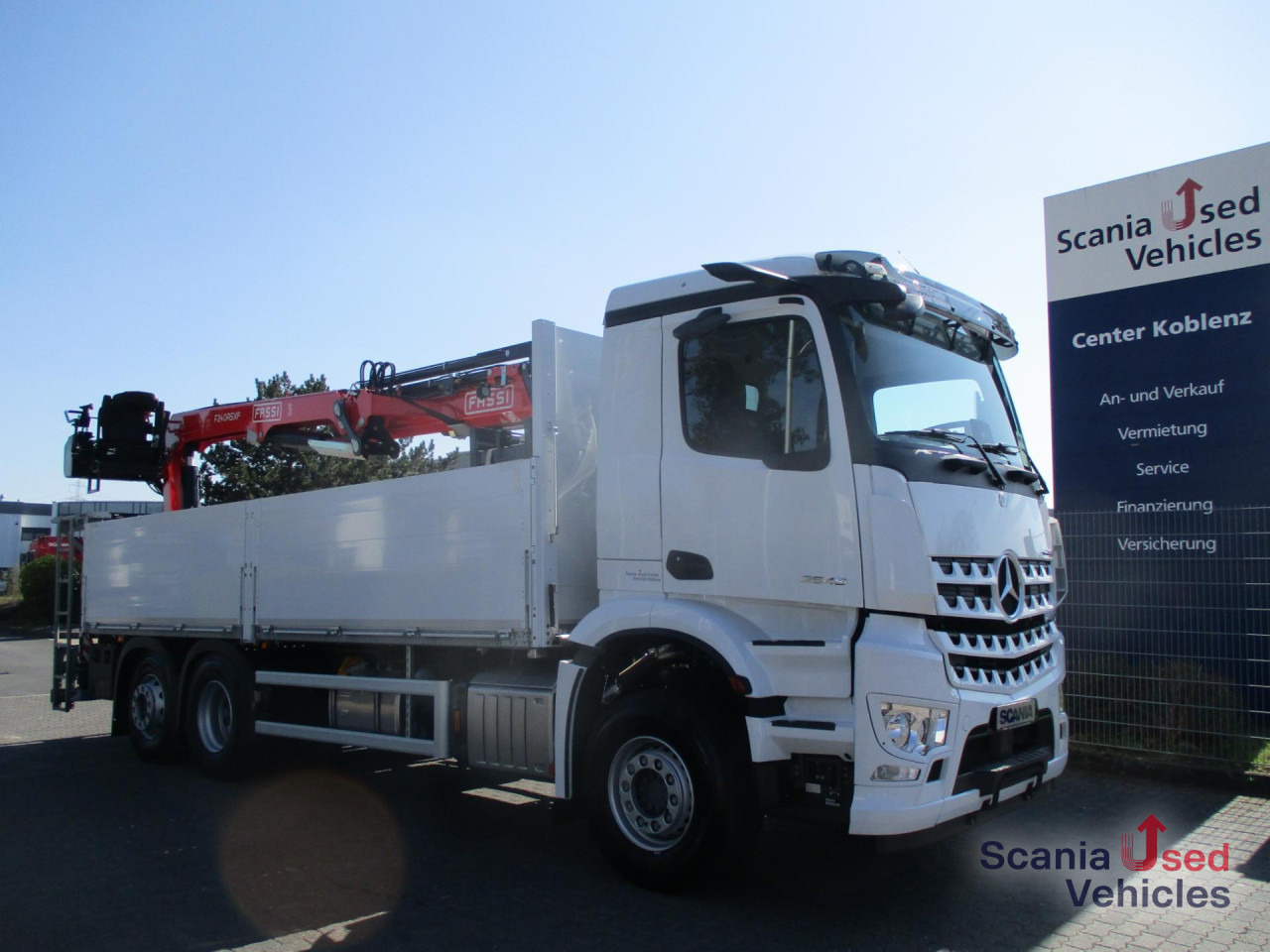 MERCEDES-BENZ AROCS 2545 - FASSI F240ASXP.23 - RUNGENSYSTEM - - Dropside/ Flatbed truck: picture 1 MERCEDES-BENZ AROCS 2545 - FASSI F240ASXP.23 - RUNGENSYSTEM - - Dropside/ Flatbed truck: picture 1