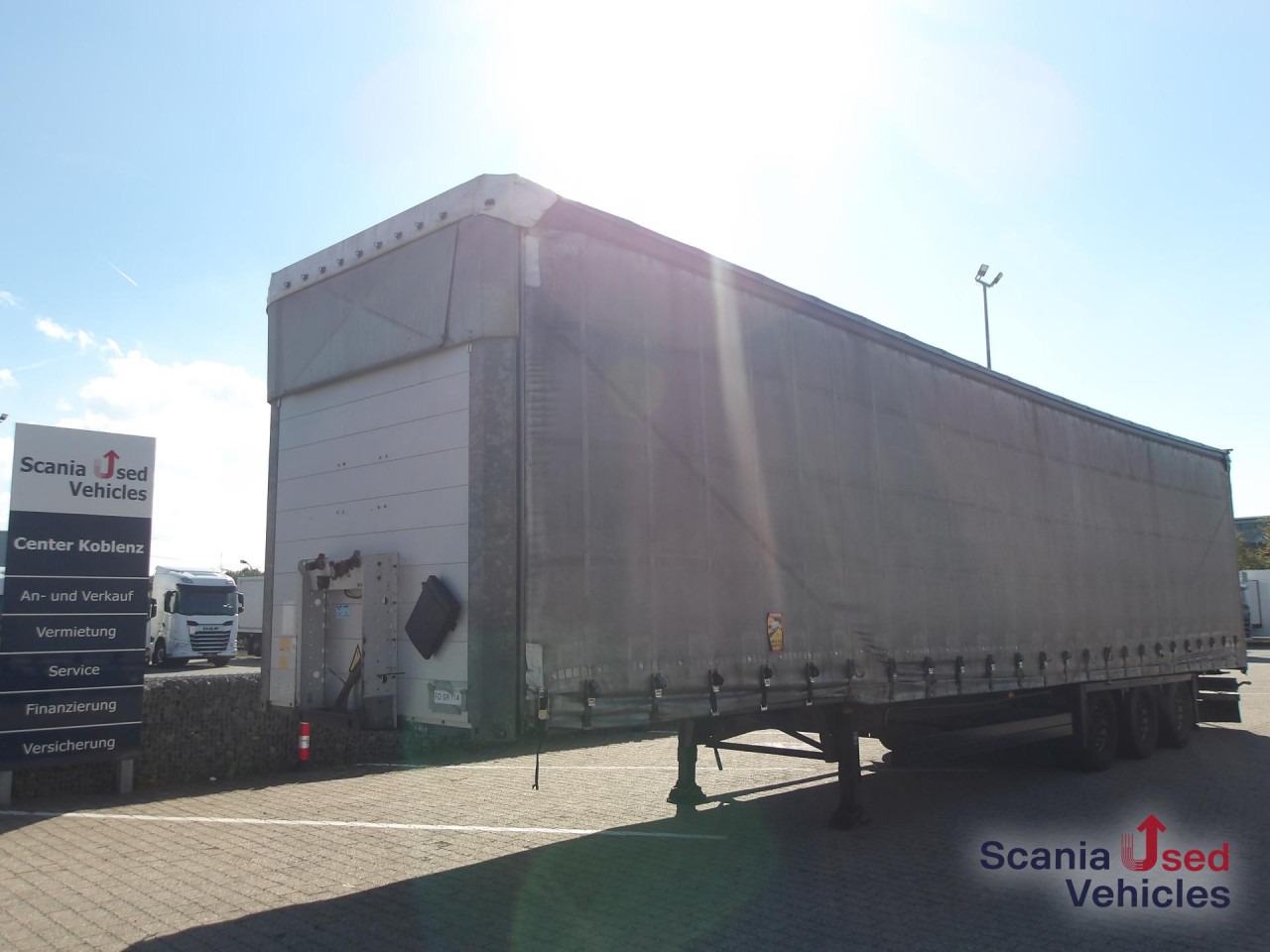 SCHMITZ SCB S3T - MEGA - VARIO - Curtainsider semi-trailer: picture 1 SCHMITZ SCB S3T - MEGA - VARIO - Curtainsider semi-trailer: picture 1