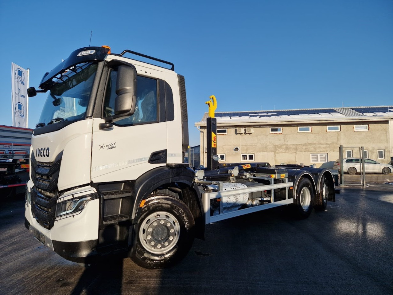 IVECO X-Way AD280X46Y/PS HR ON+ - Hook lift truck: picture 1 IVECO X-Way AD280X46Y/PS HR ON+ - Hook lift truck: picture 1