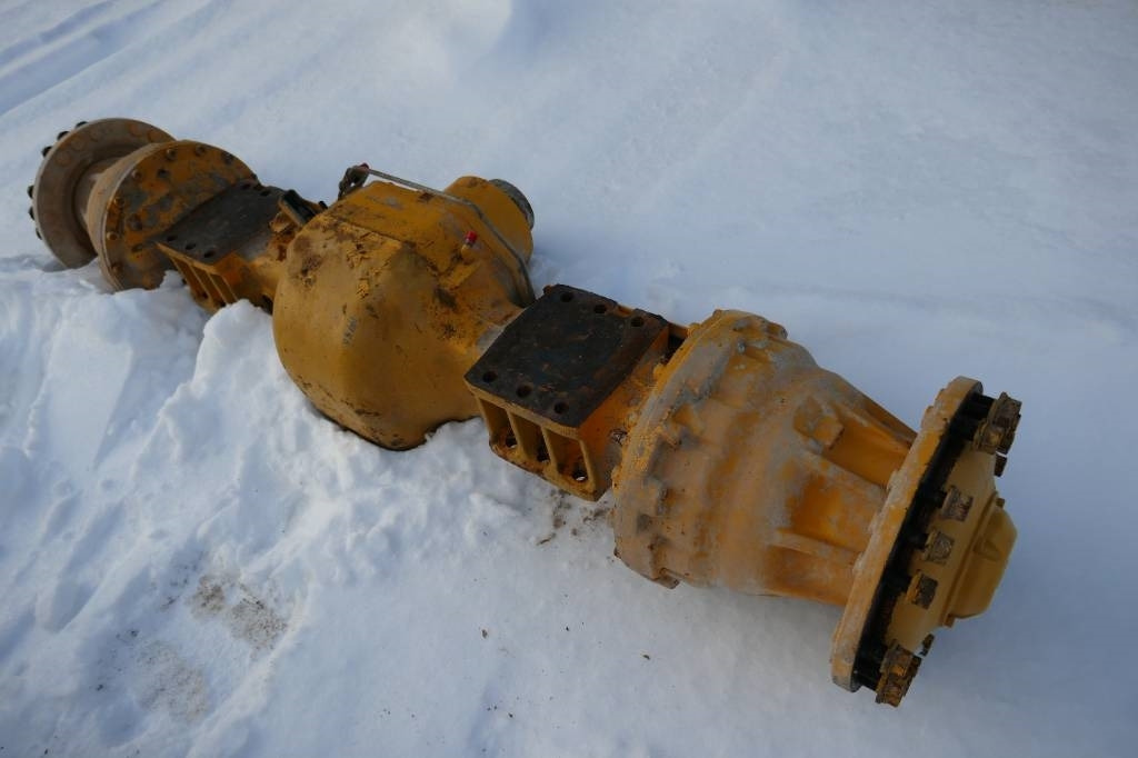 Volvo L 110 G - Axle and parts for Construction machinery: picture 1 Volvo L 110 G - Axle and parts for Construction machinery: picture 1
