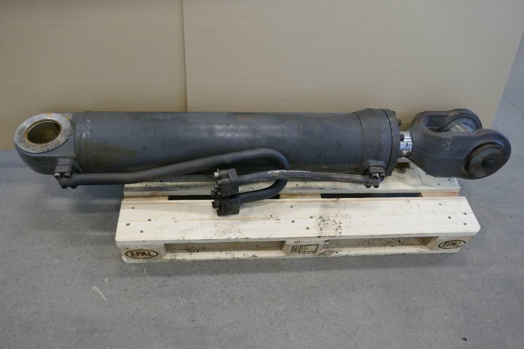 Volvo L 180 F, Lyftkolv, voe11107862 - Hydraulics for Construction machinery: picture 1 Volvo L 180 F, Lyftkolv, voe11107862 - Hydraulics for Construction machinery: picture 1
