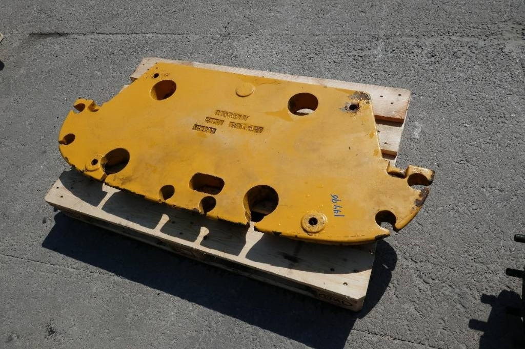 Volvo L 30 B, 11306375 - Frame/ Chassis for Construction machinery: picture 2 Volvo L 30 B, 11306375 - Frame/ Chassis for Construction machinery: picture 2